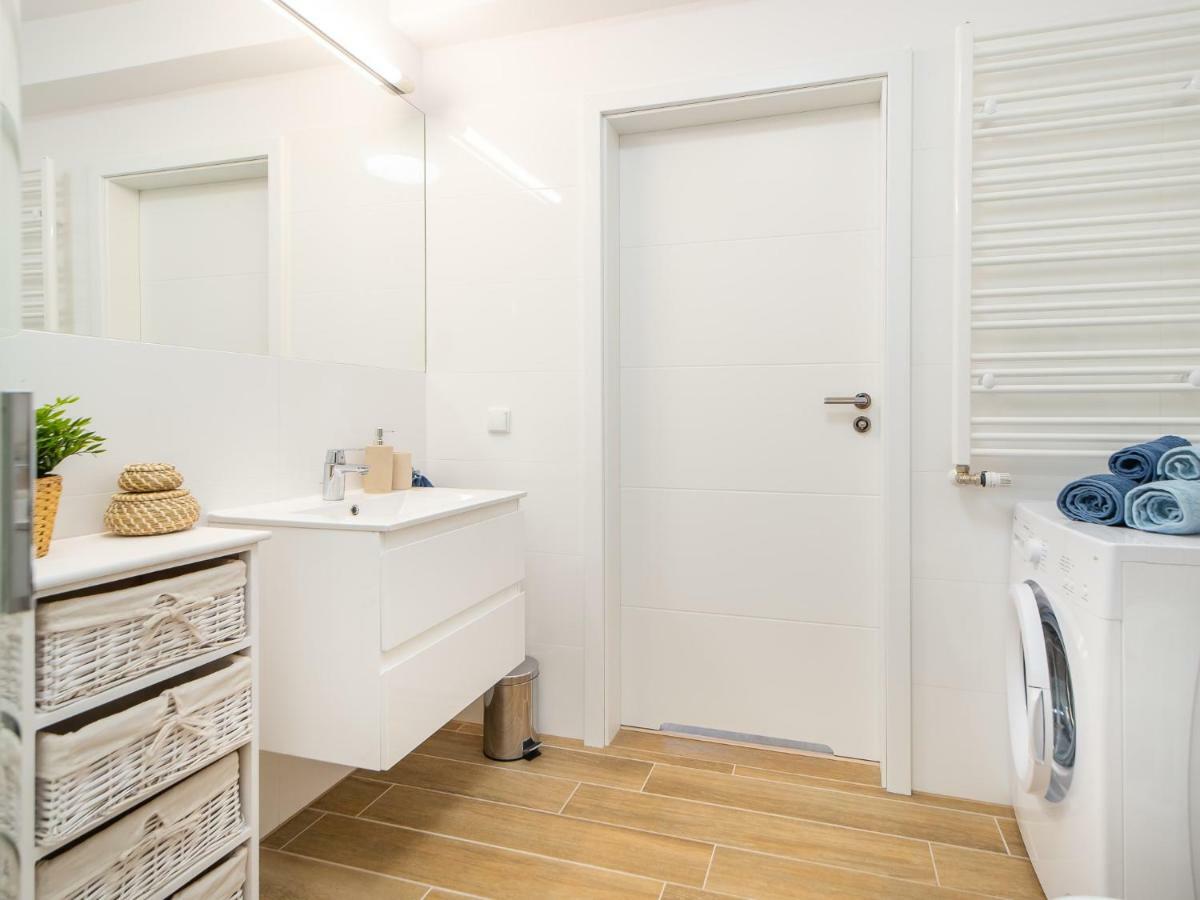 Apartament Happy Time Spa - Kolobrzeg Bagian luar foto